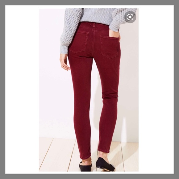 ๐ Free with purchase ๐ LOFT Modern Skinny Jeans - Picture 9 of 9